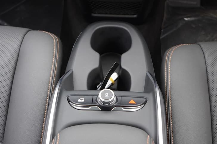 Vinfast VF6 centre console